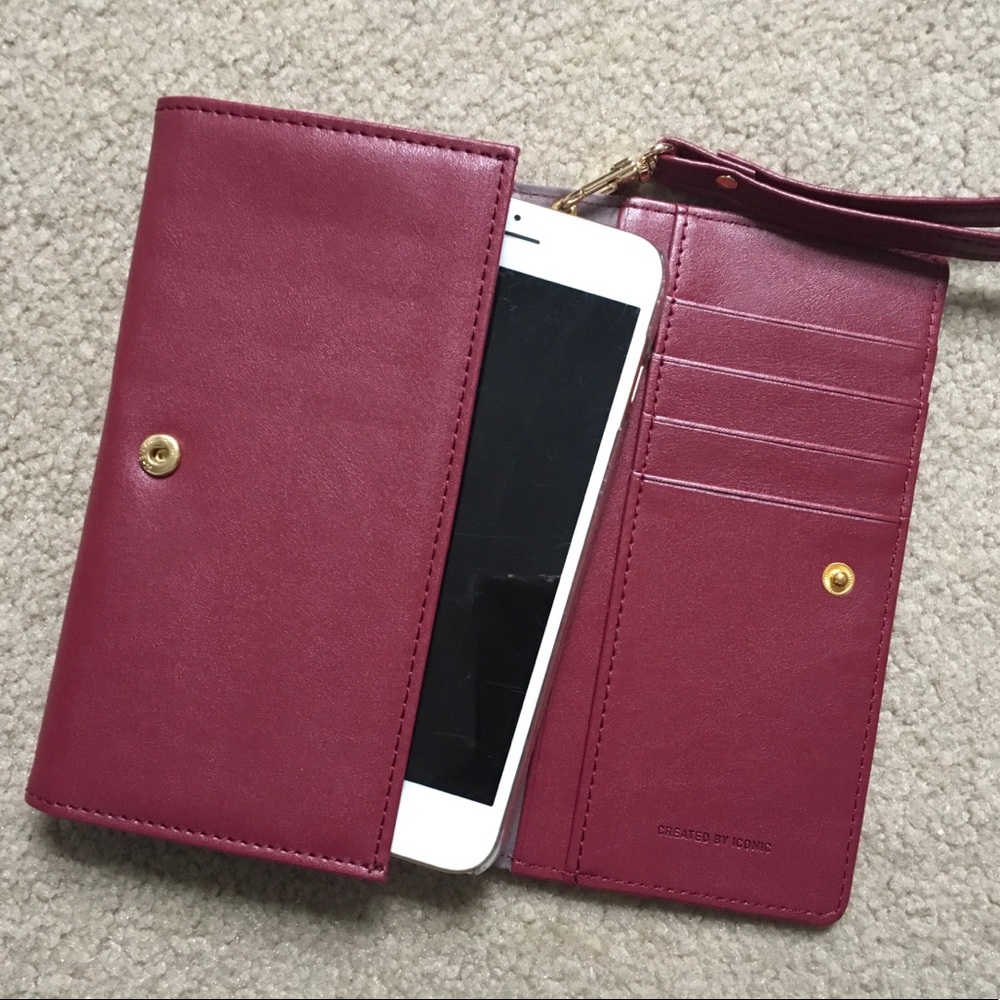 Mochigrams Phone/Wallet Wristlet - Picture 5 of 7